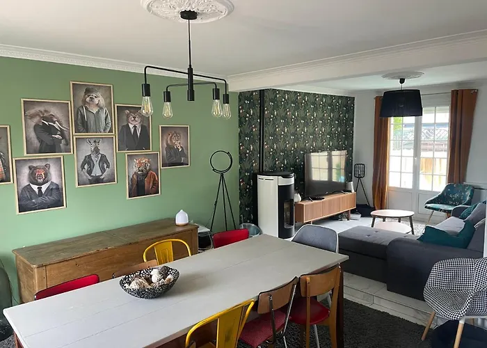 Maison 10/12 Pers Tres Proche Circuit