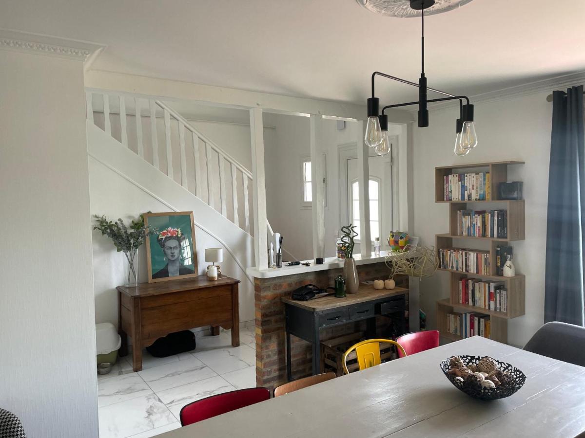 Hébergement de vacances Maison 10/12 Pers Tres Proche Circuit *