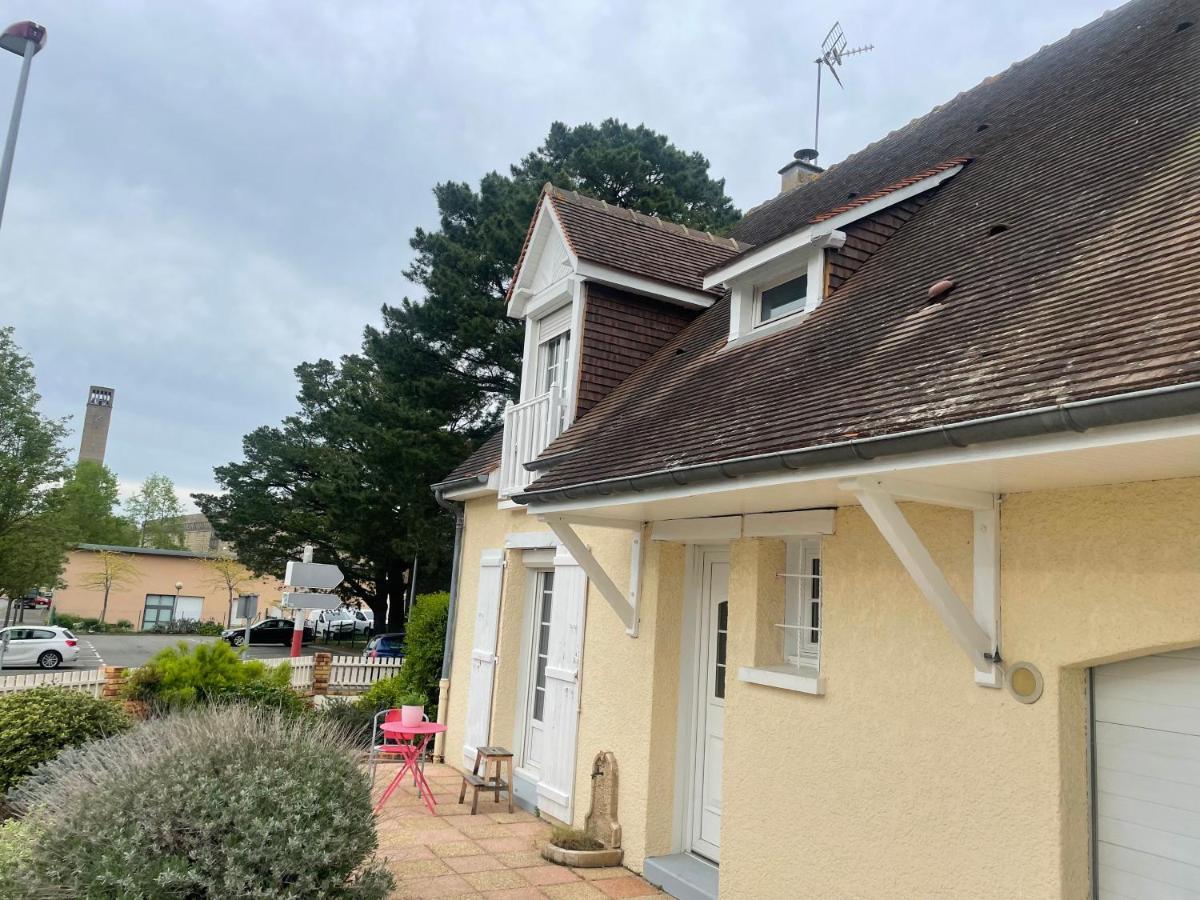 Maison 10/12 Pers Tres Proche Circuit Holiday home *
